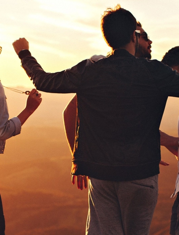 Why two Volcanoes in Hawaii Are So Close but Different